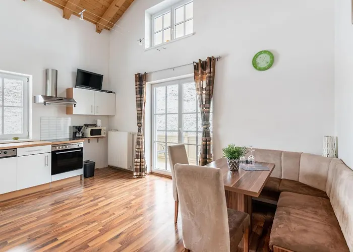 Gruen By Interhome Apartament Lend