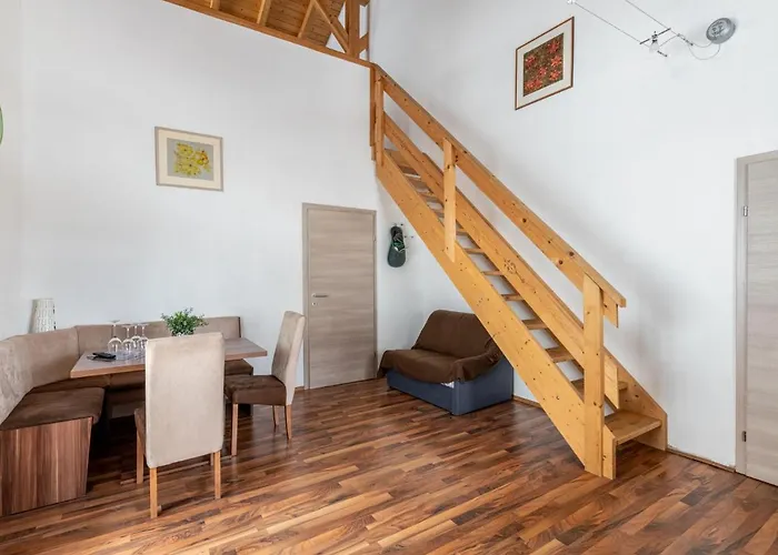 Gruen By Interhome Appartement Lend